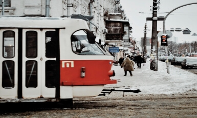 Vysoké porušení povolené rychlosti v zastavěné části obce
